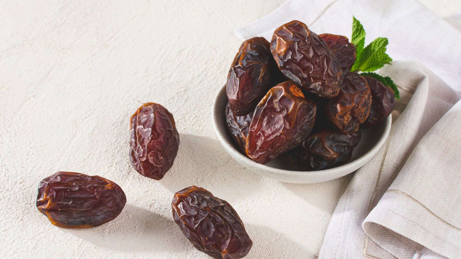 5 Impressive Health Benefits of Organic Pitted Dates Impact Foods